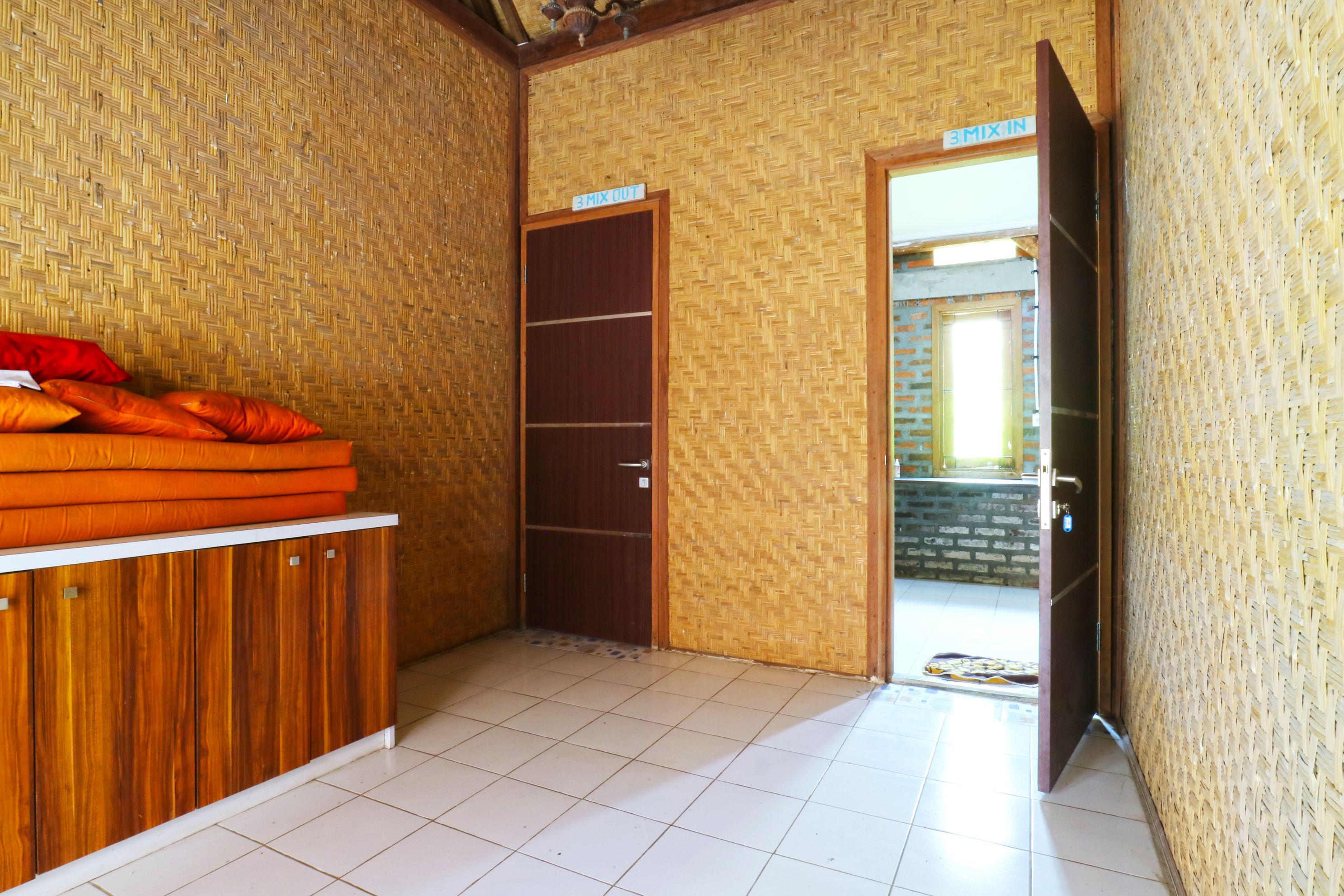 Indopurejoy House - Komala Indah Cottages Kuta Lombok Eksteriør bilde